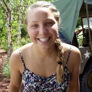 Meet your Posher, Nicole